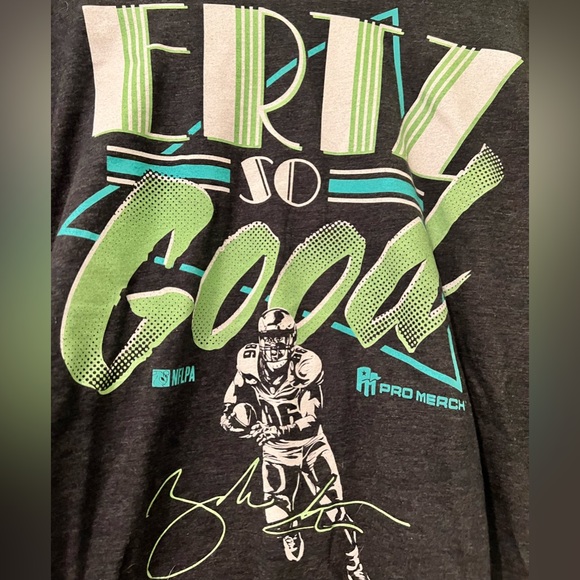 Philadelphia Eagles Zach Ertz 90s Retro “Ertz so good” vintage T-shirt - Picture 2 of 3